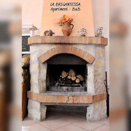 La Brigantessa * Sante Marie
